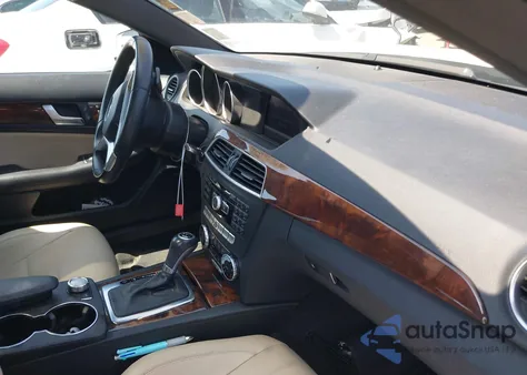 2013 Mercedes-Benz C 350 Sport 4Matic from USA, damaged, VIN WDDGJ8JB5DG089402